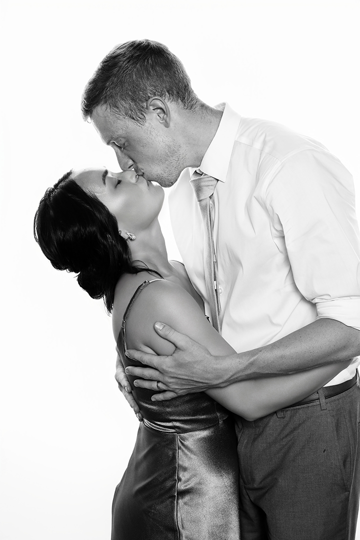 Celebrity-style black & white photo portrait booth